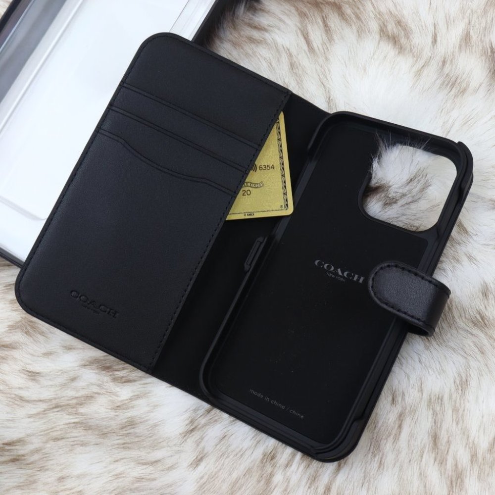 IPHONE 13 PRO FOLIO IN SIGNATURE CANVAS (COACH C8024) - Picture 3 of 8